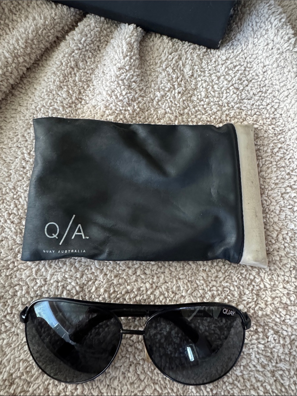 Quay Australia Black Aviator Sunglasses with Black Smoke Lenses